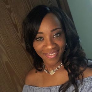 Meet your Posher, Bella